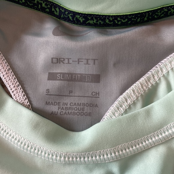 Nike size small turquoise and gray tank top - Picture 2 of 5